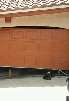 Garage Door Off Track Menifee Service