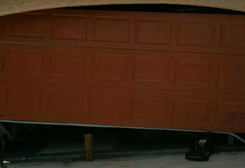 Garage Door Off Track - Menifee